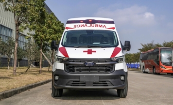 Ford transit cứu thương cao cấp nhập khẩu 2025